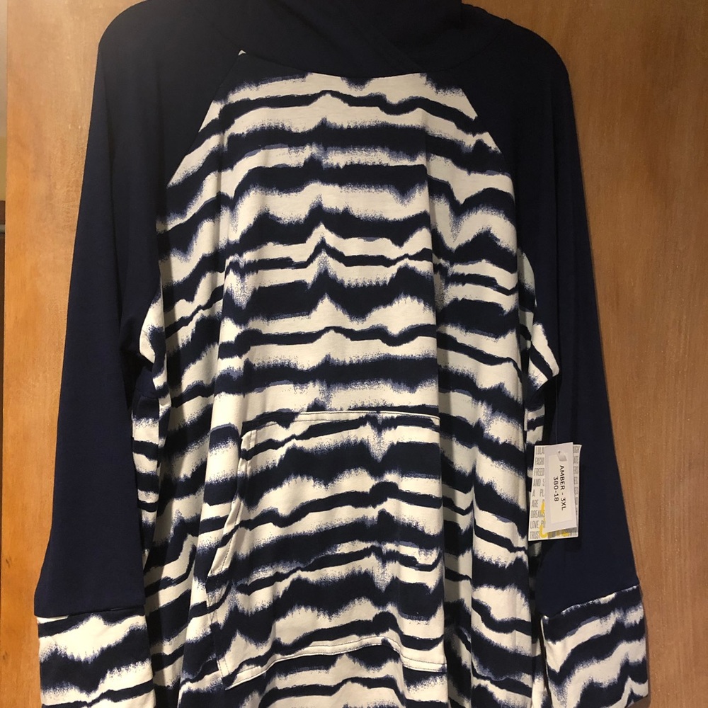 Lularoe Amber 3X NWT Navy